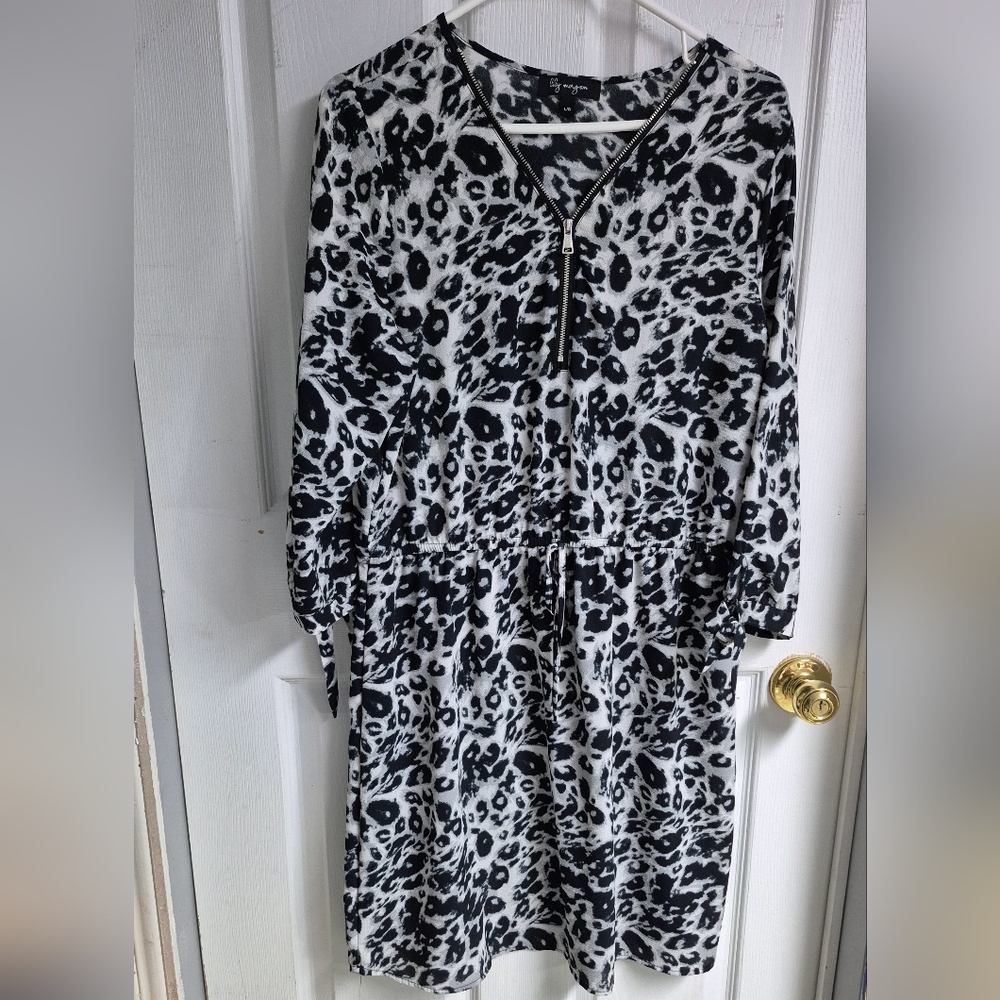 Stylish Black and White Leopard Print Dress